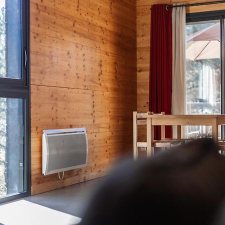 Les Bouviers Villa Saint-Denis  Eksteriør billede