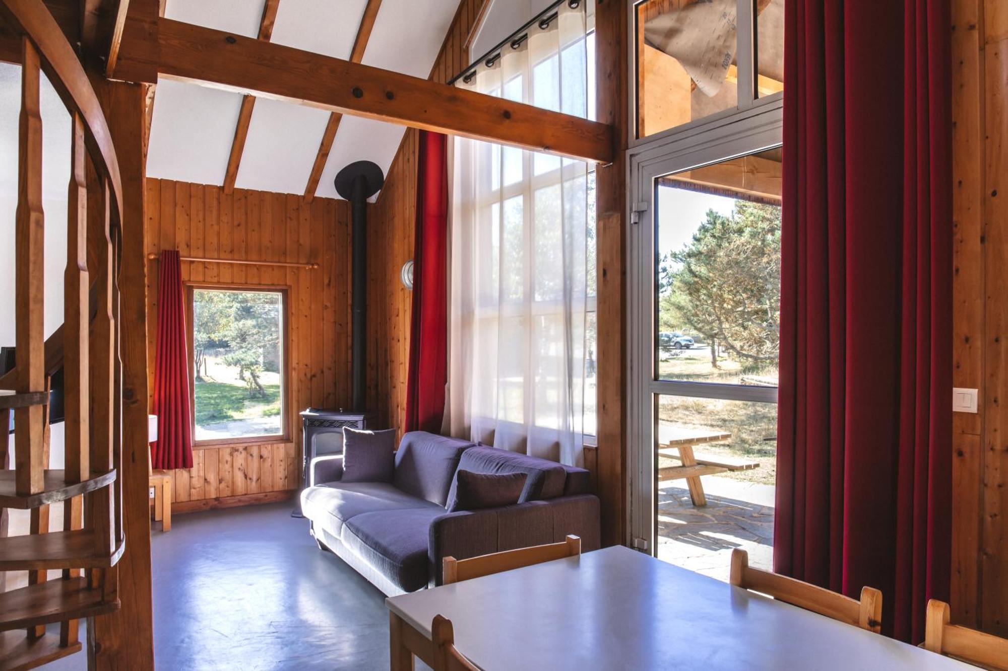 Les Bouviers Villa Saint-Denis  Eksteriør billede